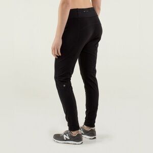 lululemon athletica lead the pack ratchet leg mesh bottom Black Women's Leggings